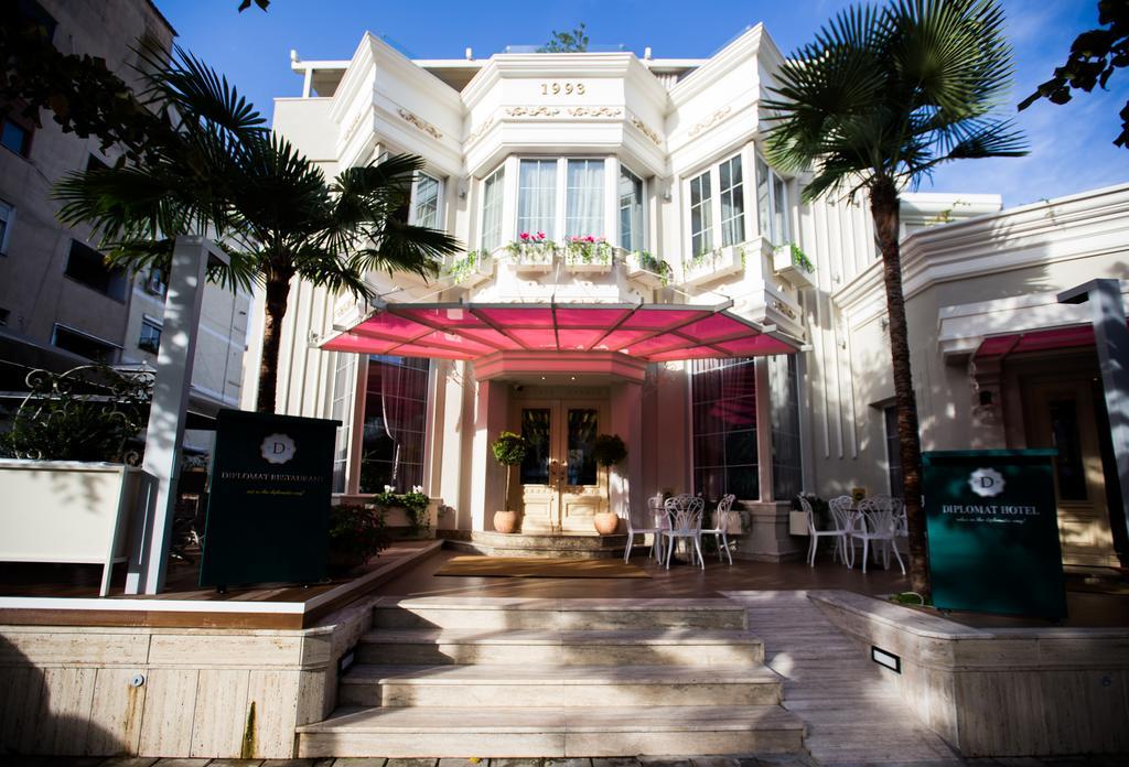 Classic Hotel Tirana Exterior photo